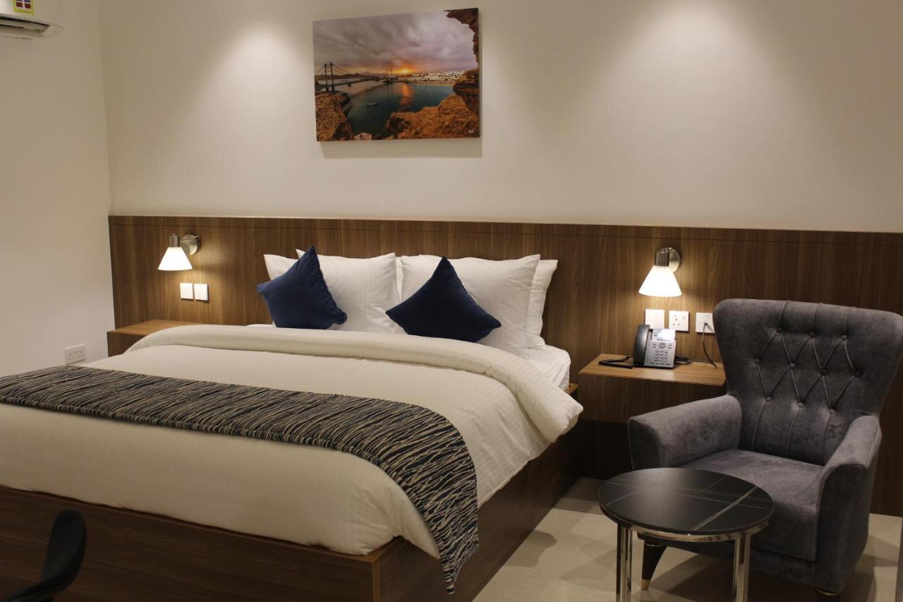Duqm Express Hotel מראה חיצוני תמונה