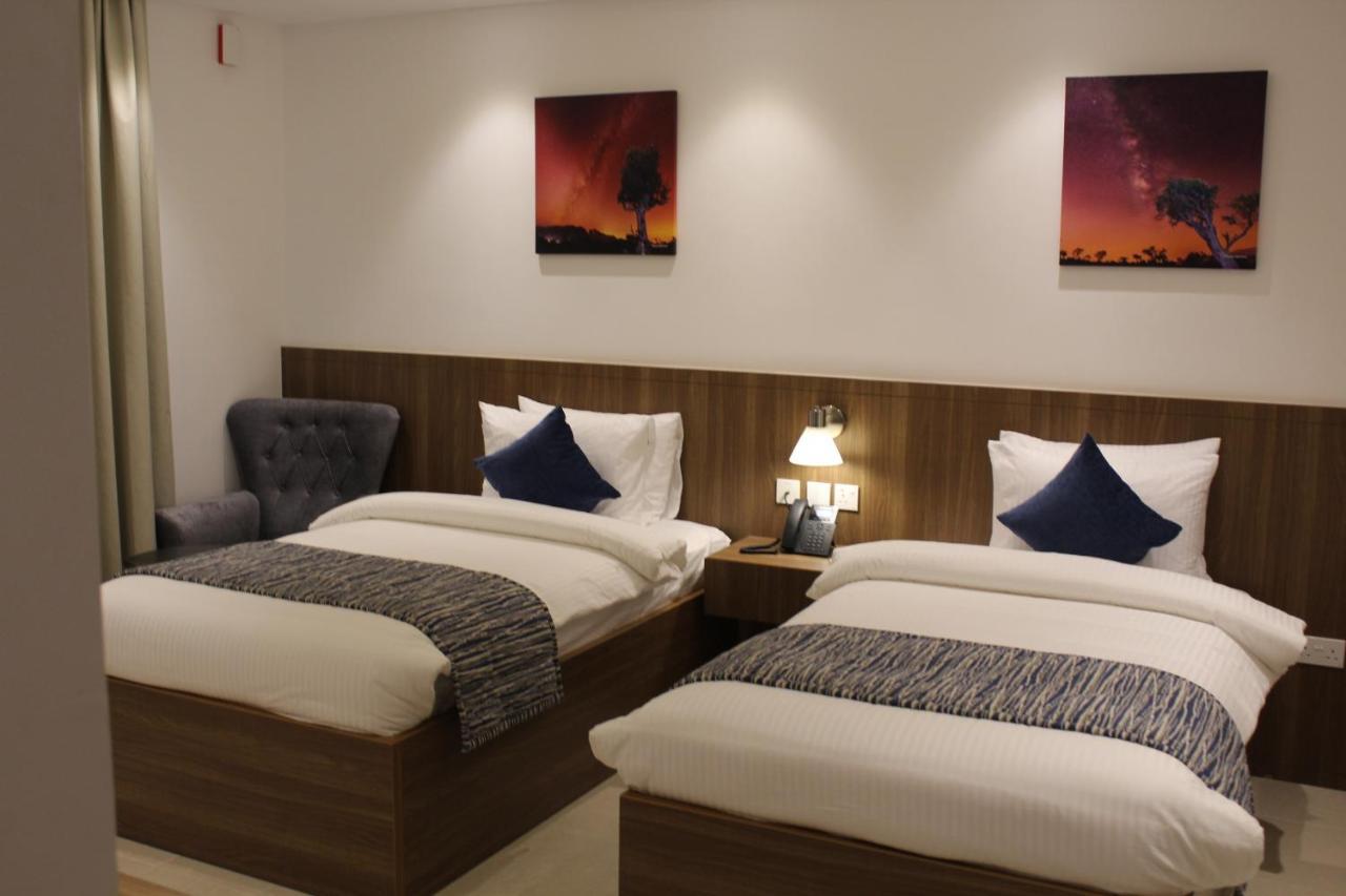Duqm Express Hotel מראה חיצוני תמונה