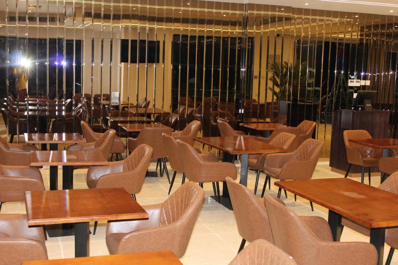 Duqm Express Hotel מראה חיצוני תמונה