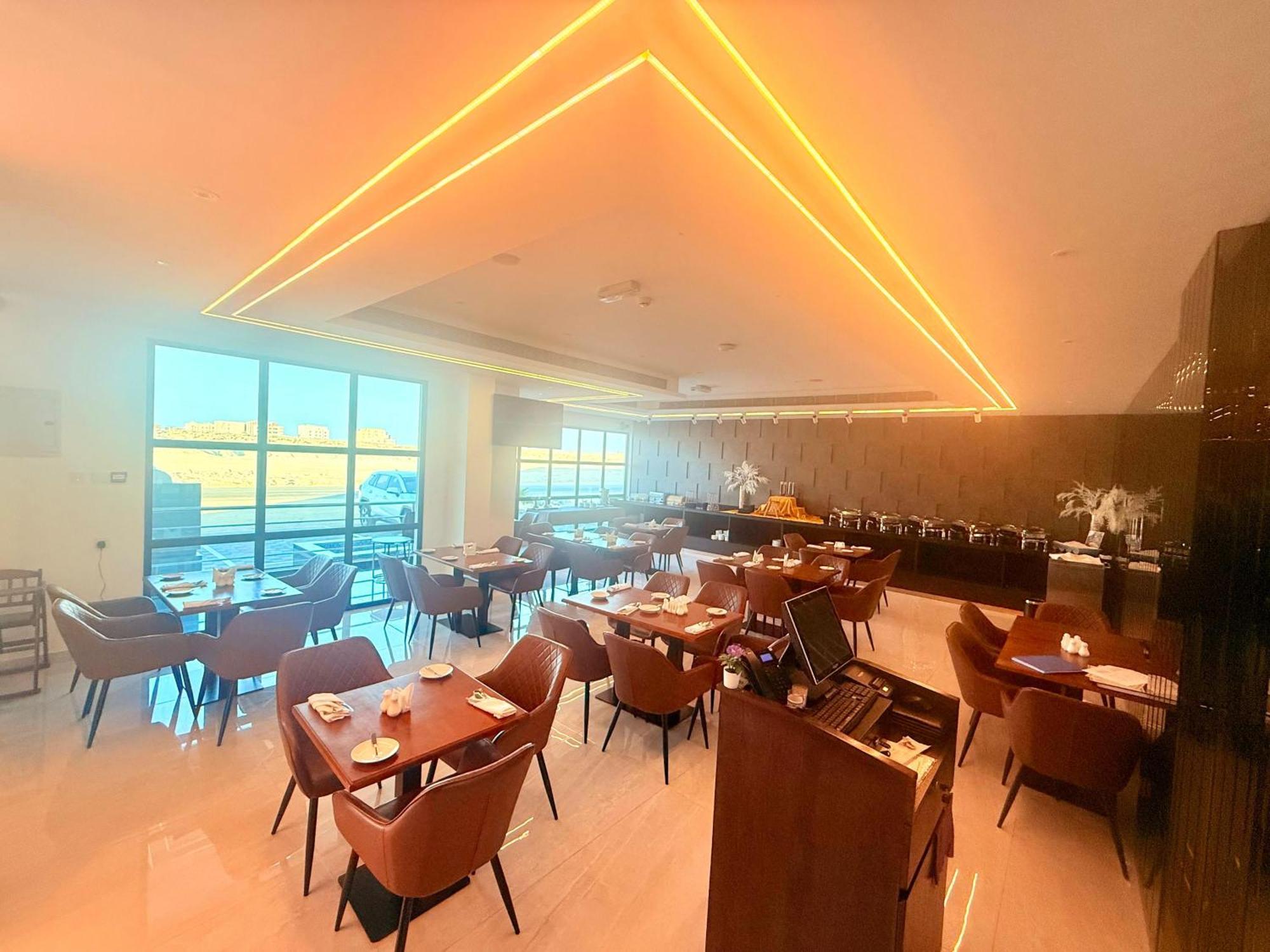 Duqm Express Hotel מראה חיצוני תמונה